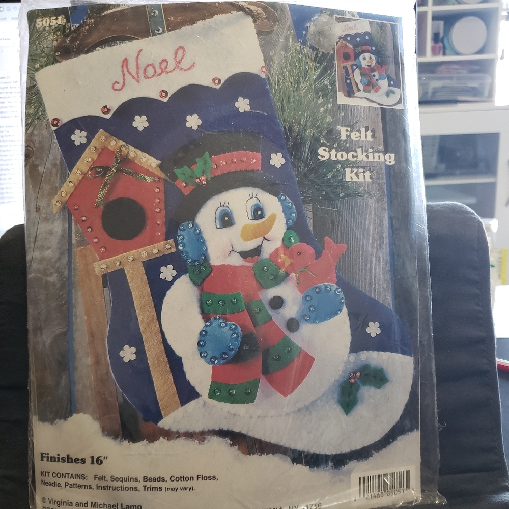 Felt Stocking Kit. Design Works Crafts #5051.